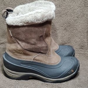 Women's size 11 The North Face Greenland Boots